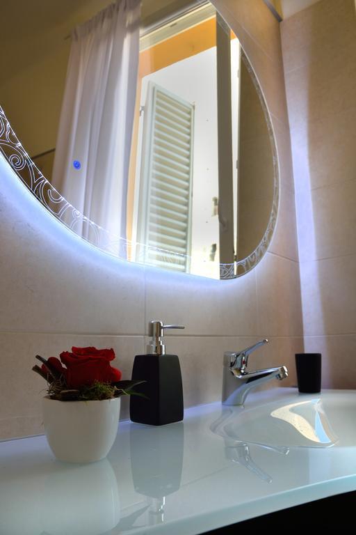 Boutique Hotel Casa Faccioli Bologna Bilik gambar