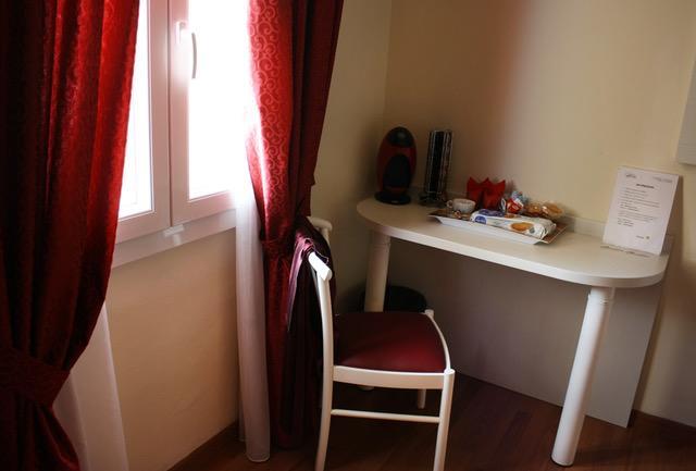 Boutique Hotel Casa Faccioli Bologna Luaran gambar